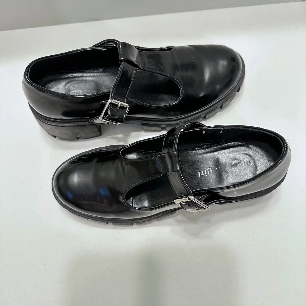 Madden Girl Haddie Black Patent Mary Jane Platform Lug Sole Shoes Womens 8 w/BOX